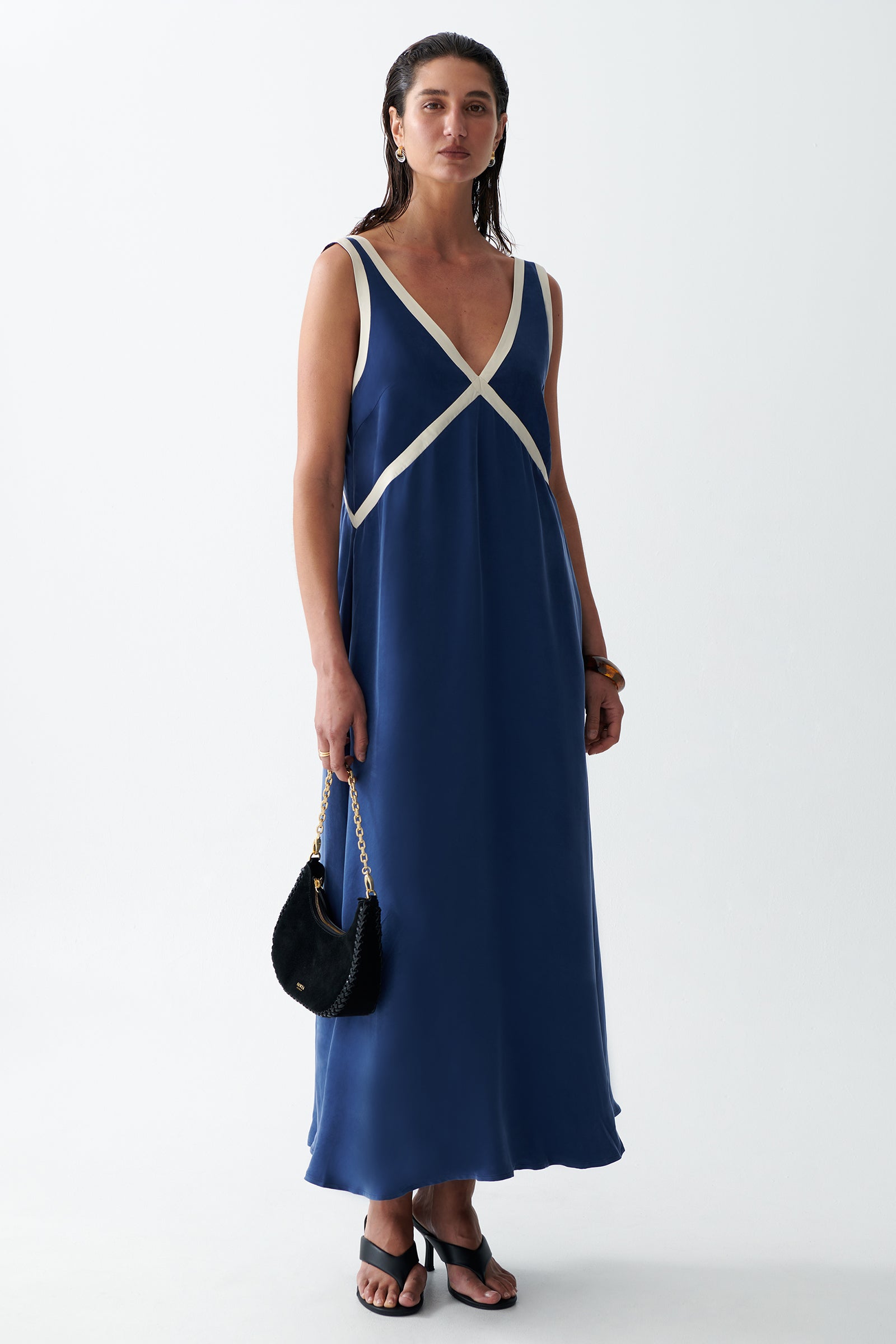 THE NAOMI DRESS