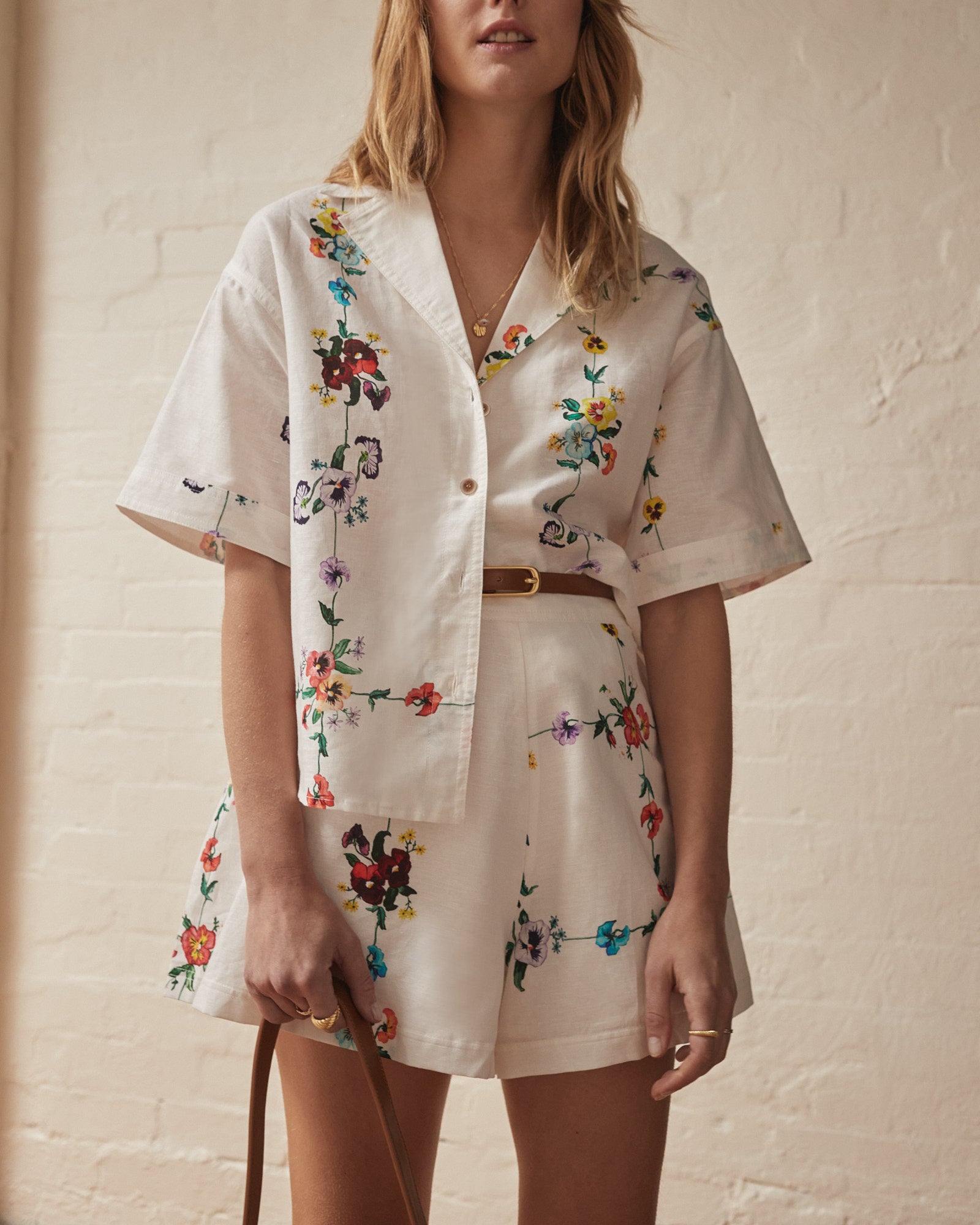 THE NIA SHORT