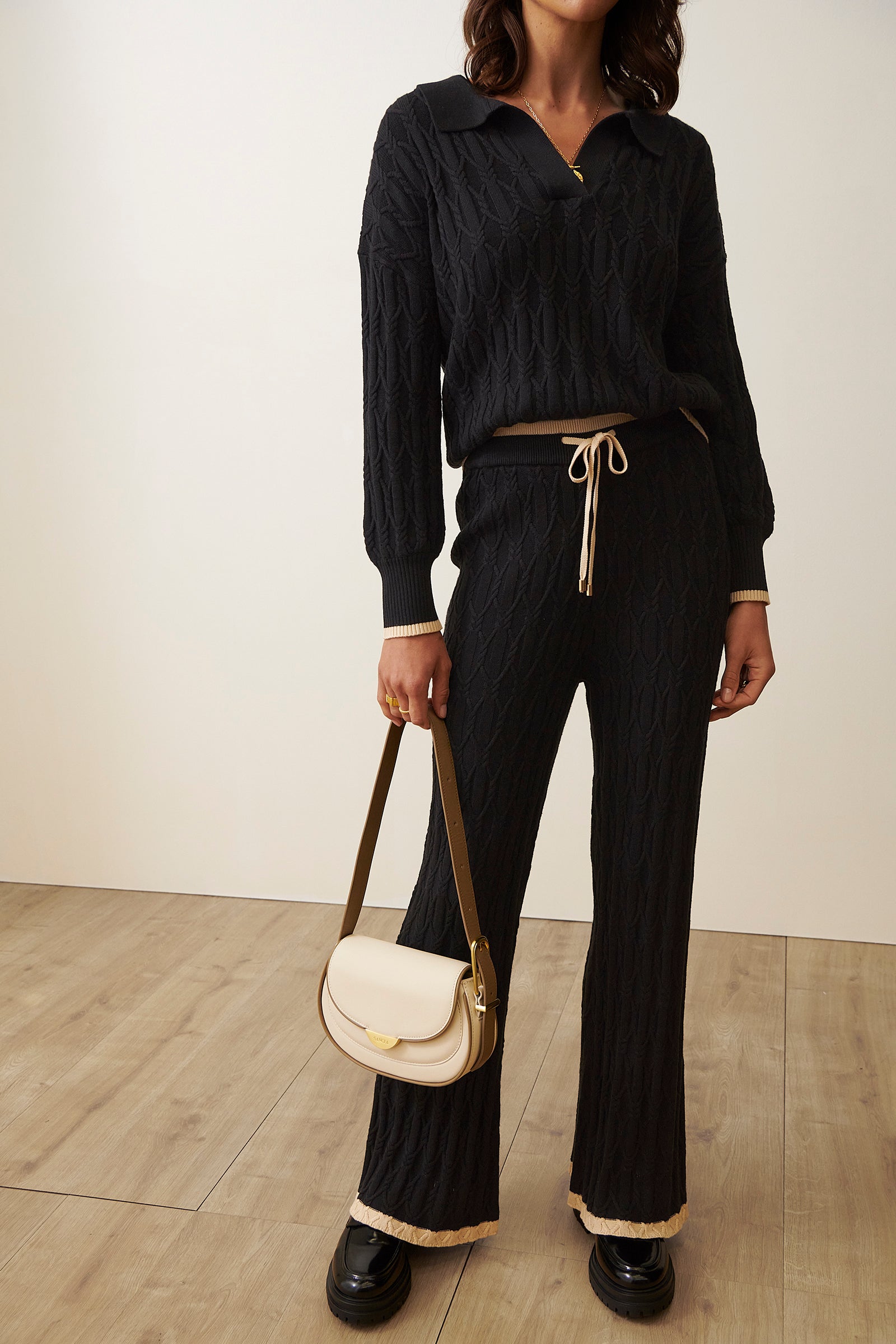 THE IIADA KNIT PANTS