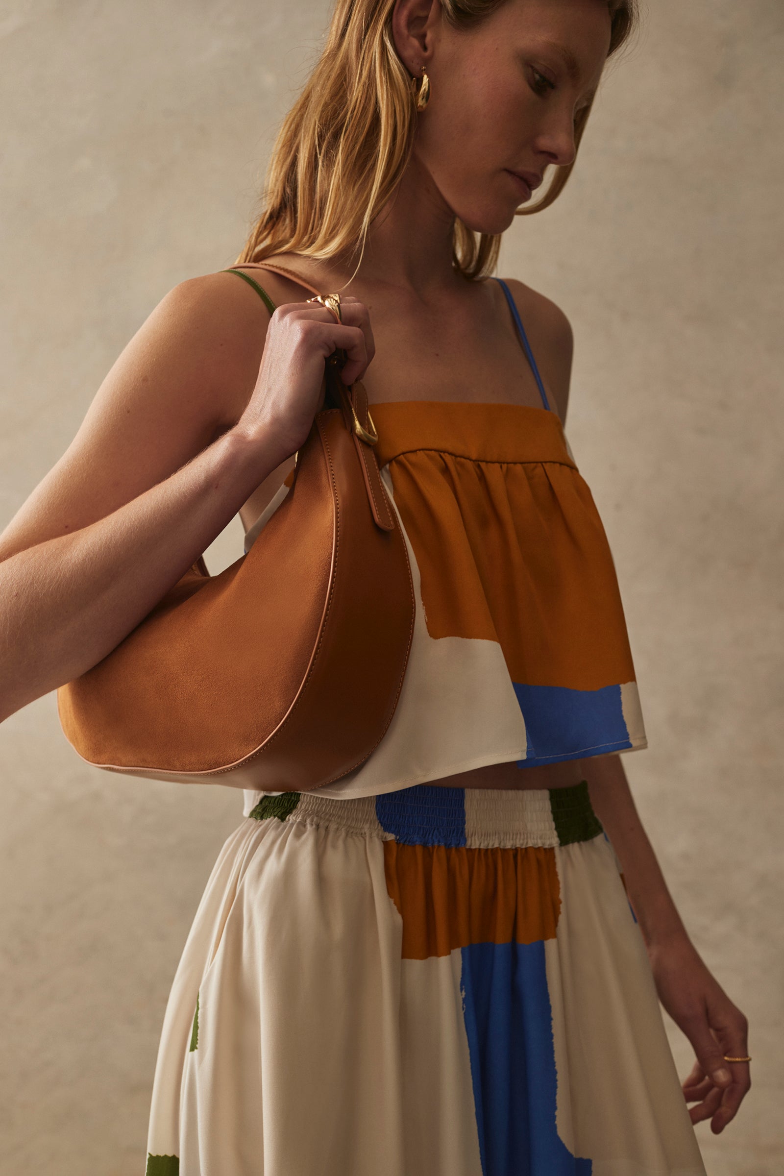 THE COVE TOP