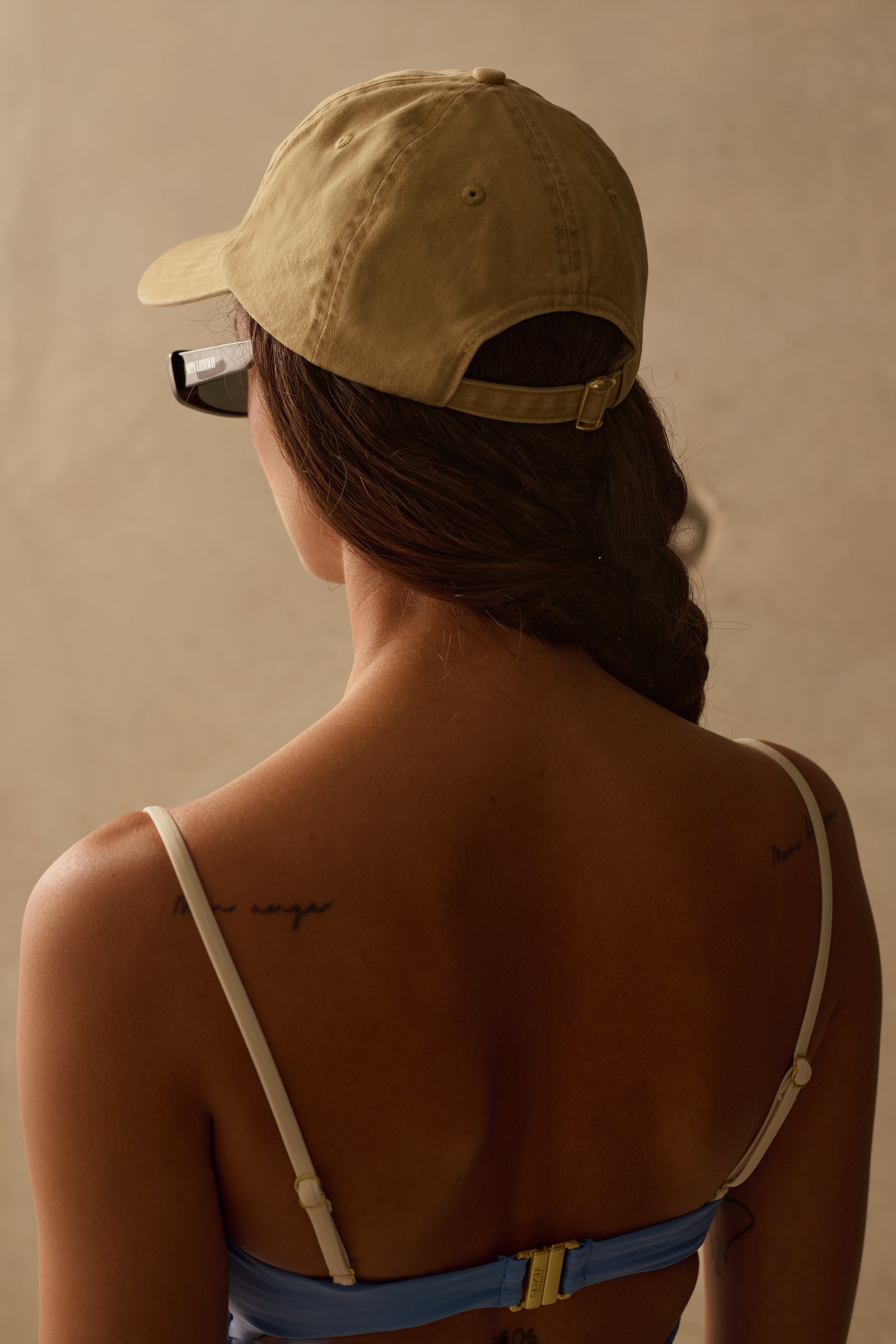 THE SIGNATURE CAP