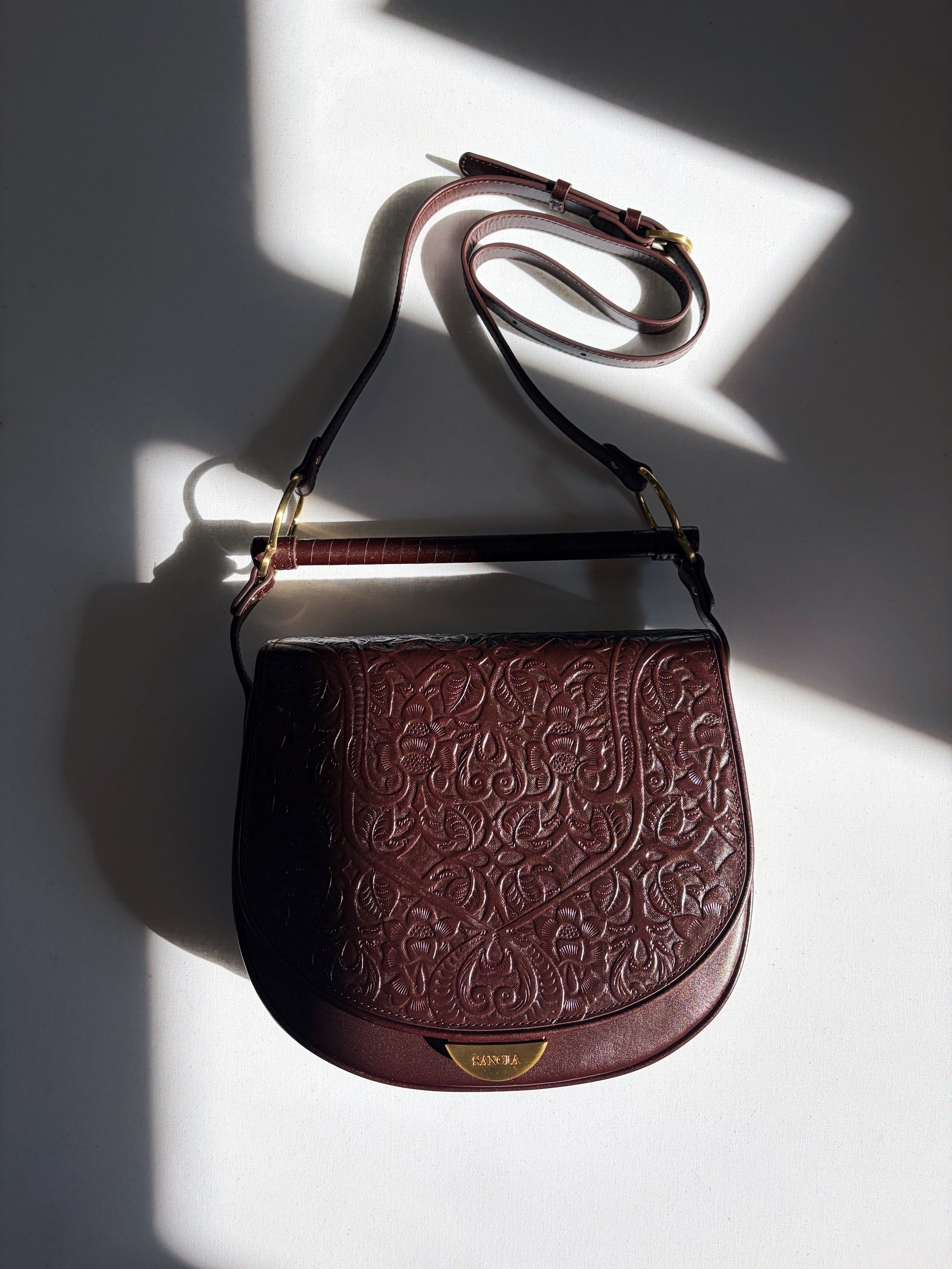 THE BABYLON CARVING BAG
