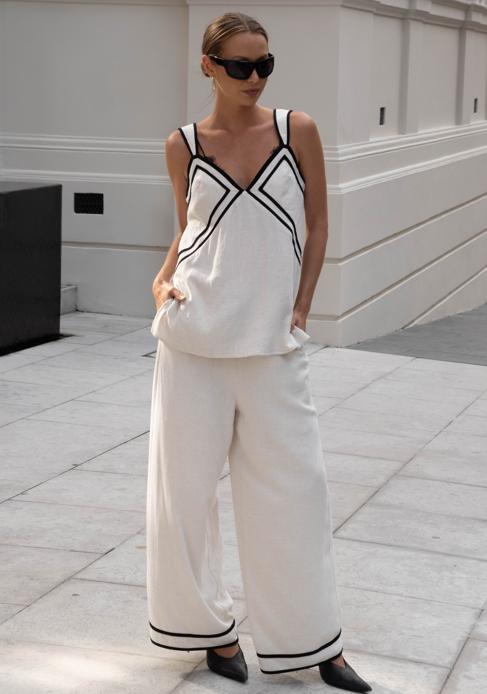 THE AIRLIE TOP