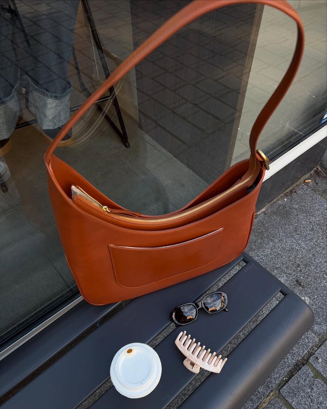 THE AKELA TOTE