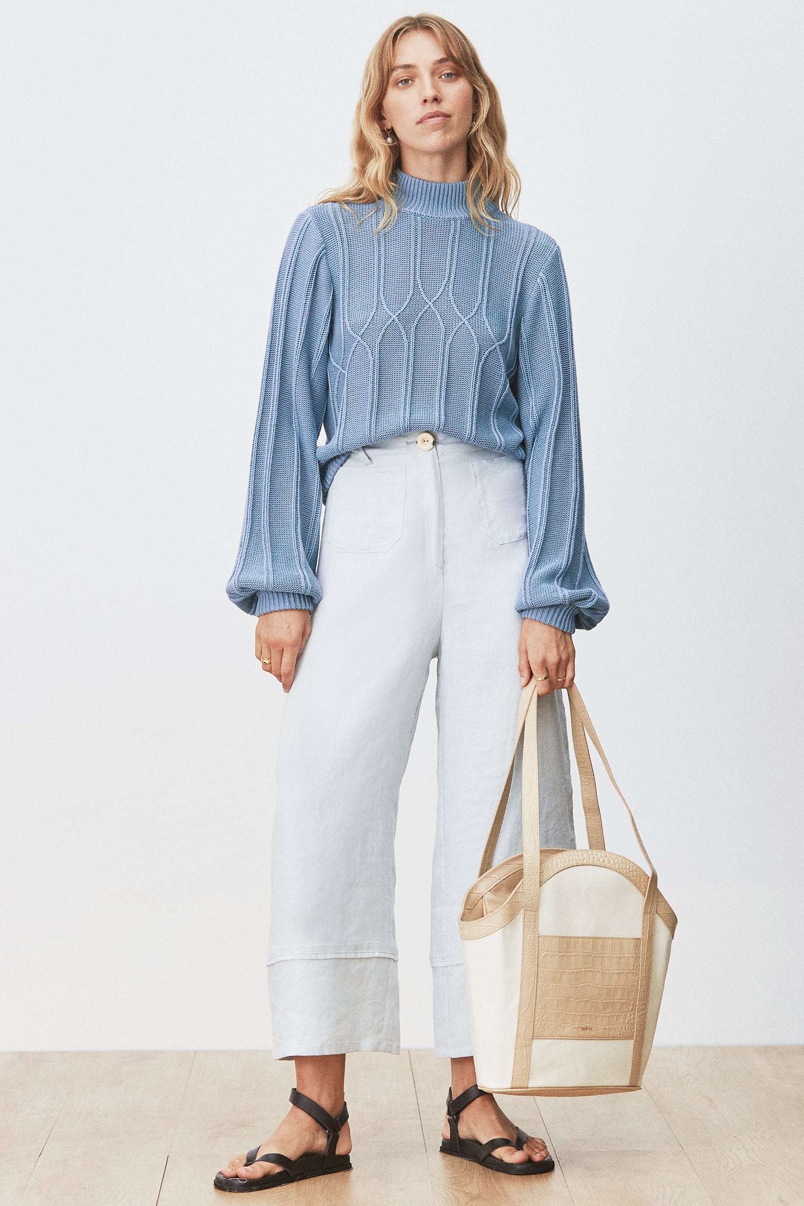 THE CHIONE TOTE