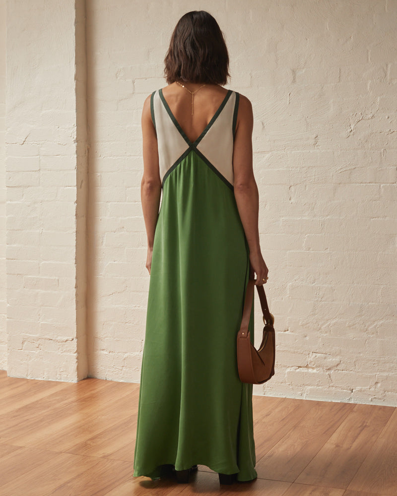 THE NAOMI DRESS