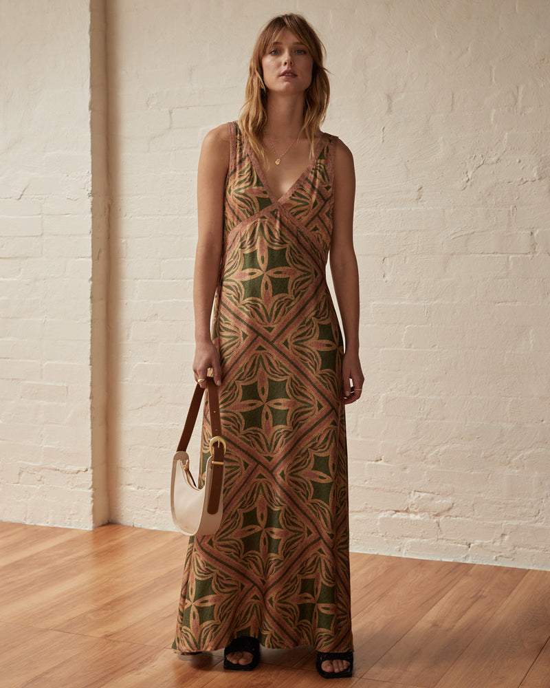 THE NAOMI DRESS