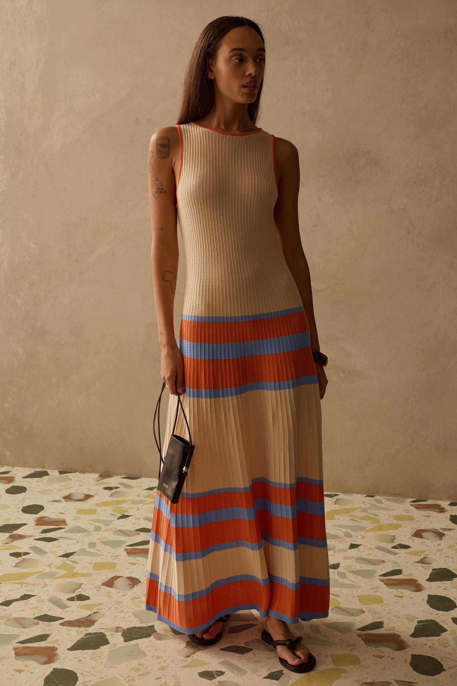 THE TAVIRA KNIT DRESS