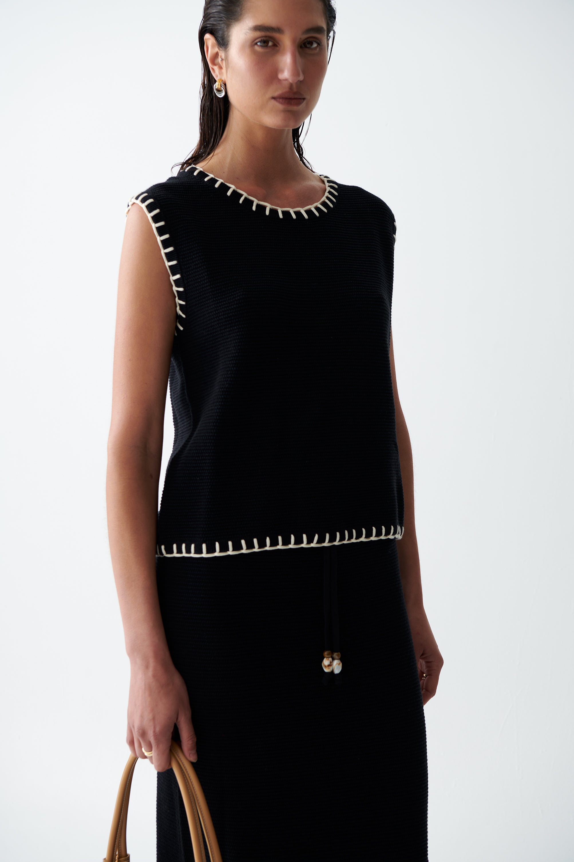 THE TRICOT KNIT VEST
