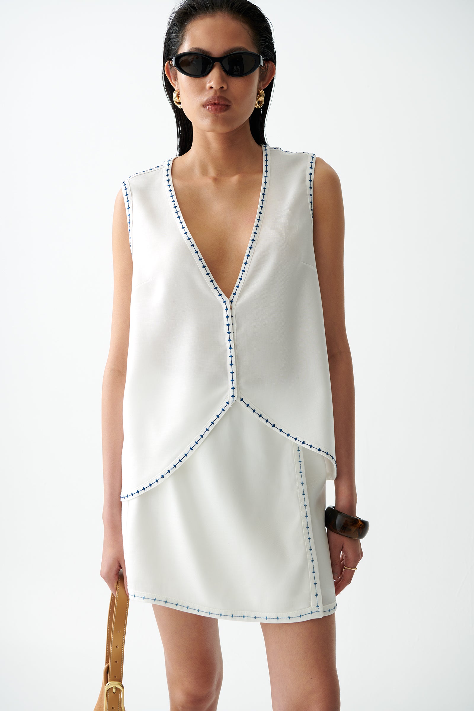 THE CLEMENT TOP