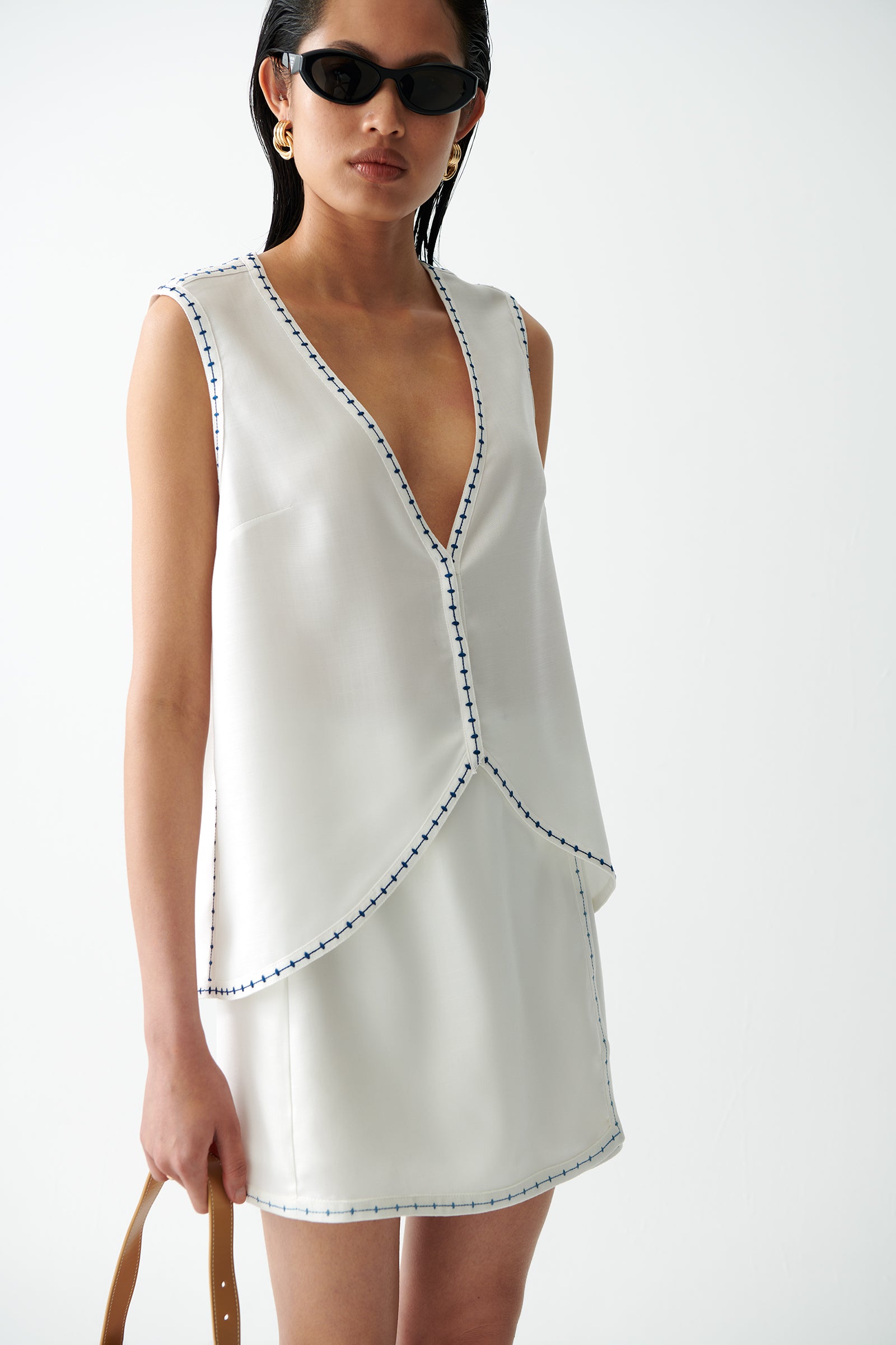 THE CLEMENT TOP
