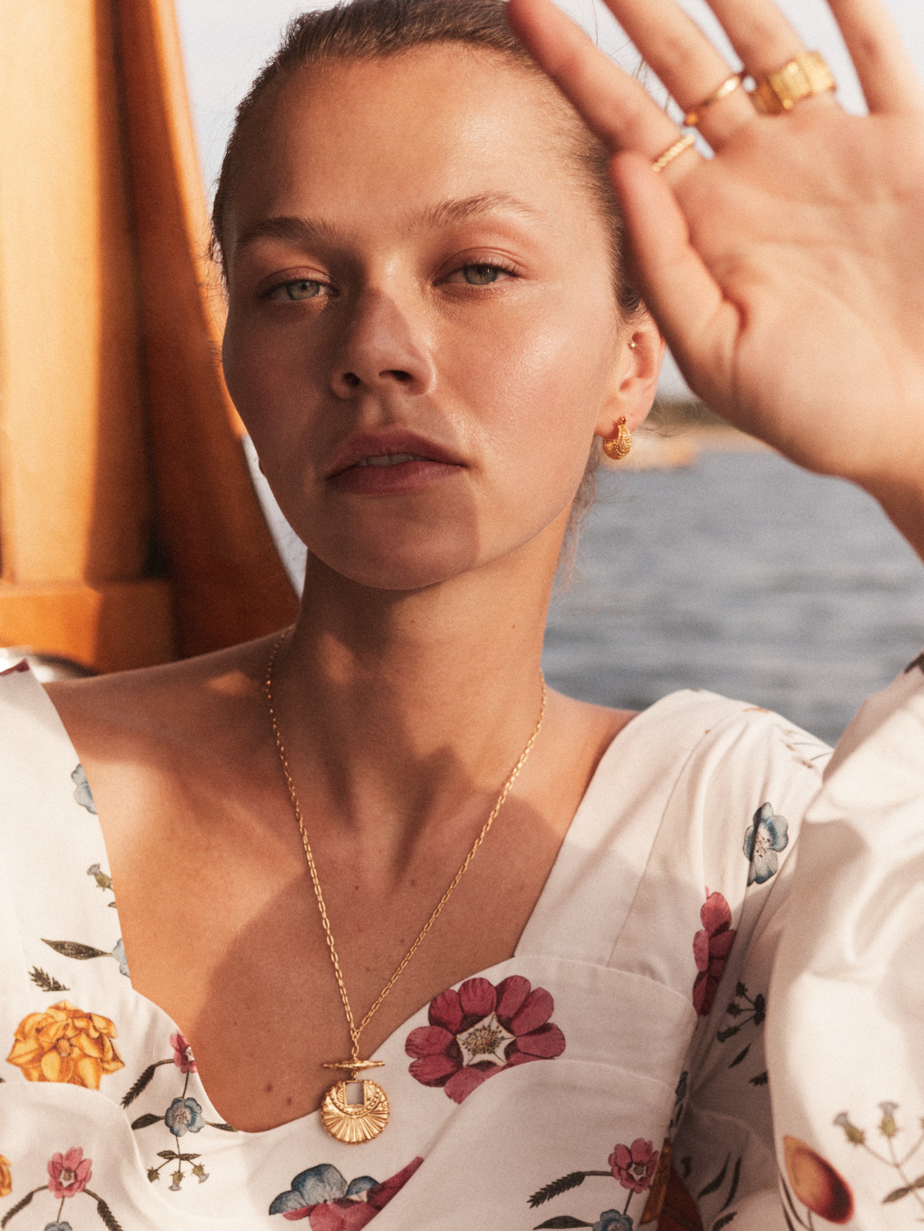 THE LUMI TOP