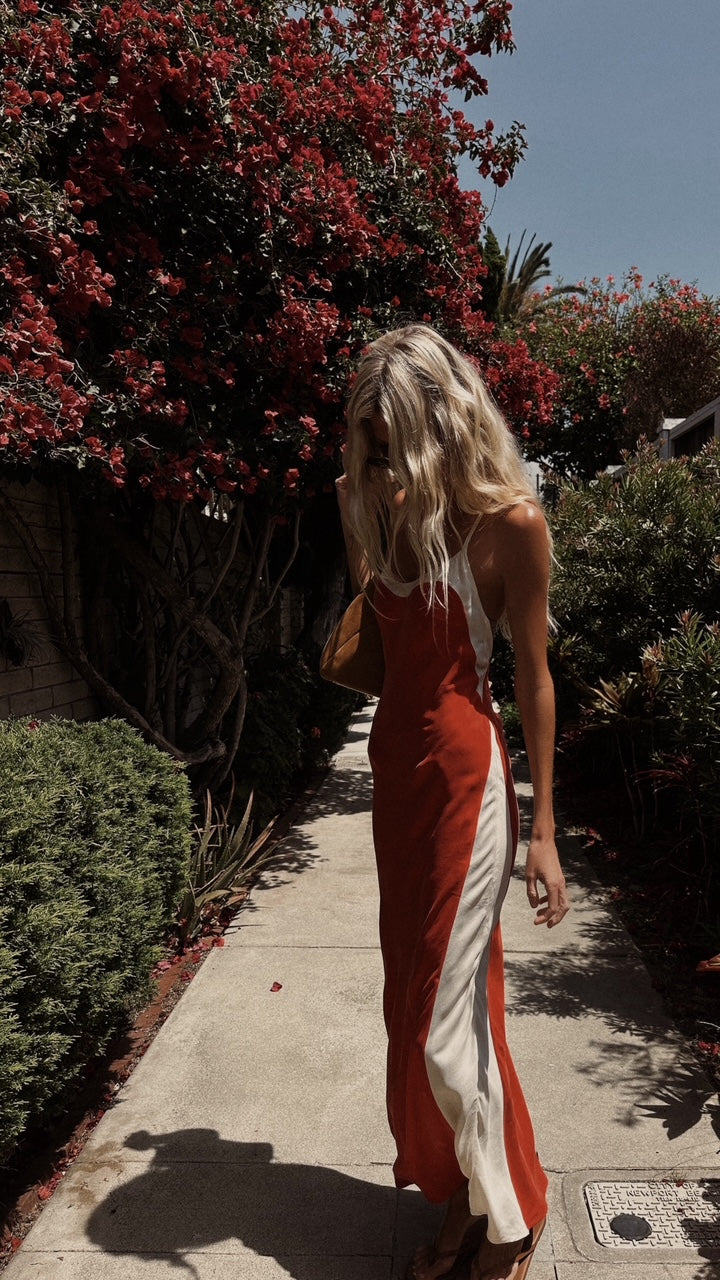 THE ANITA DRESS