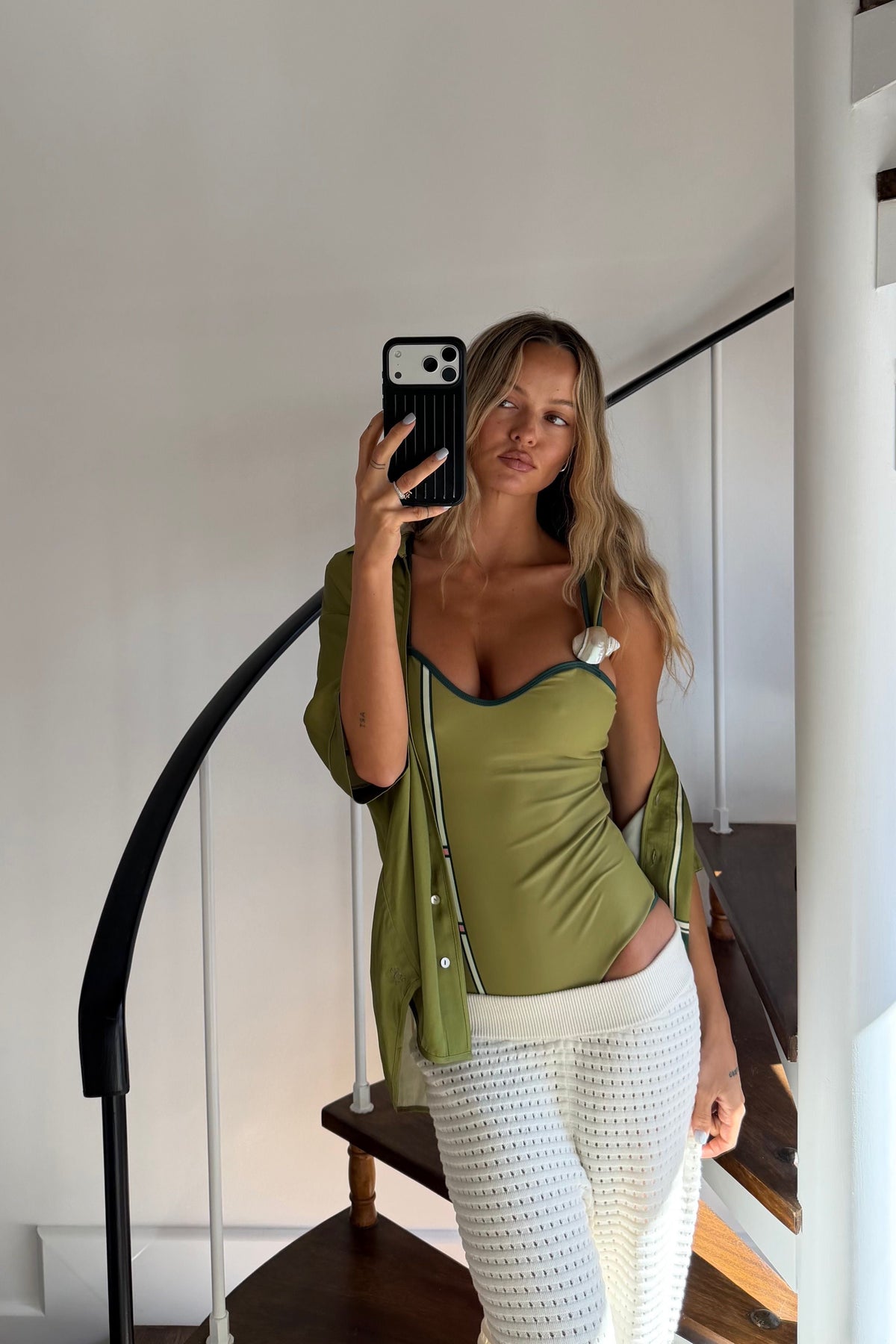 THE LUANA ONE PIECE
