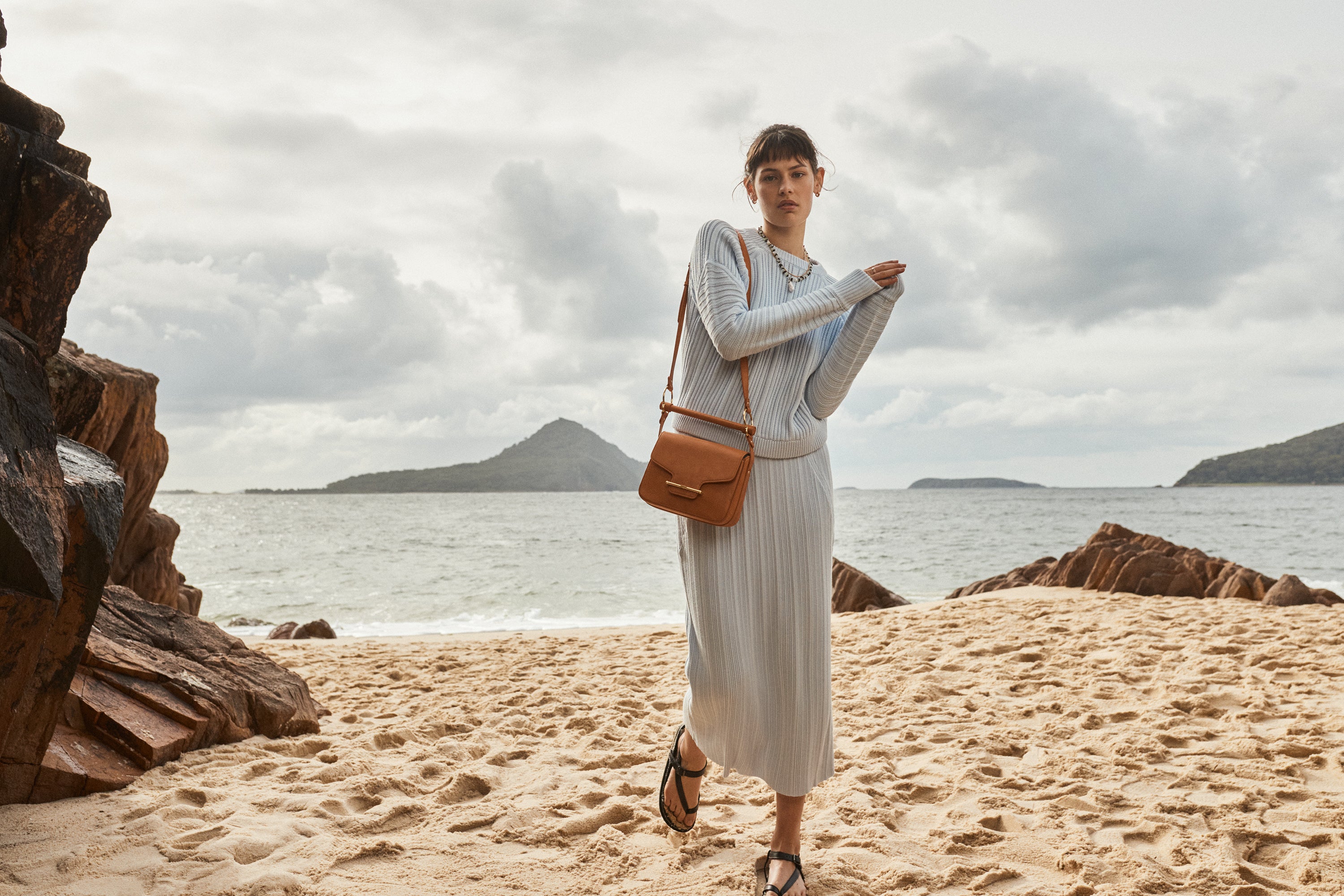 THE EPELA JUMPER
