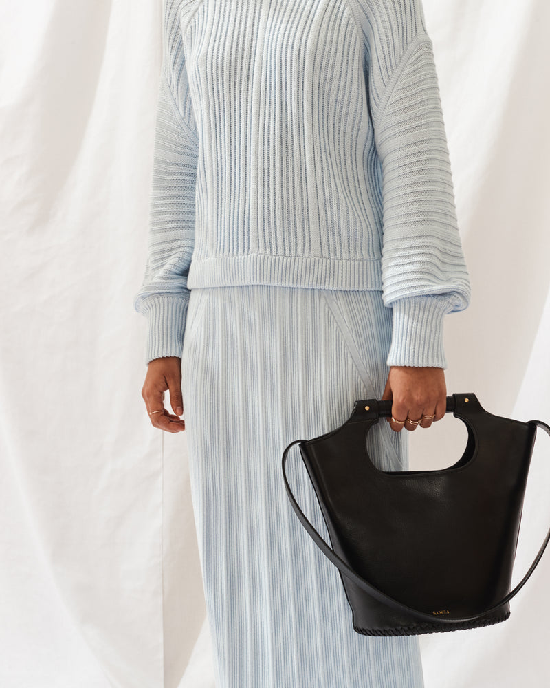 THE EPELA JUMPER