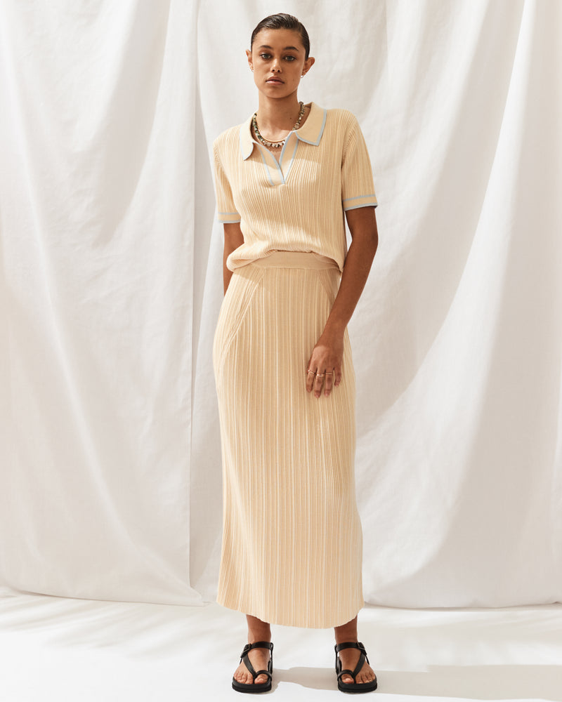 THE OTTANA TOP
