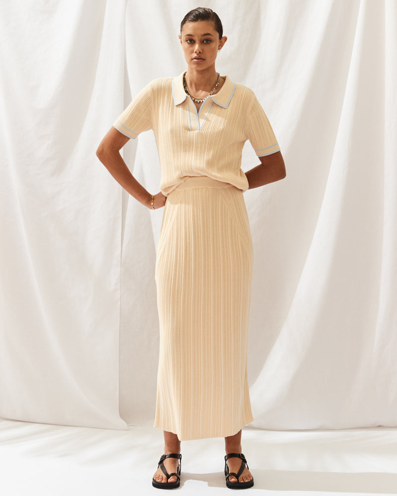 THE OTTANA TOP