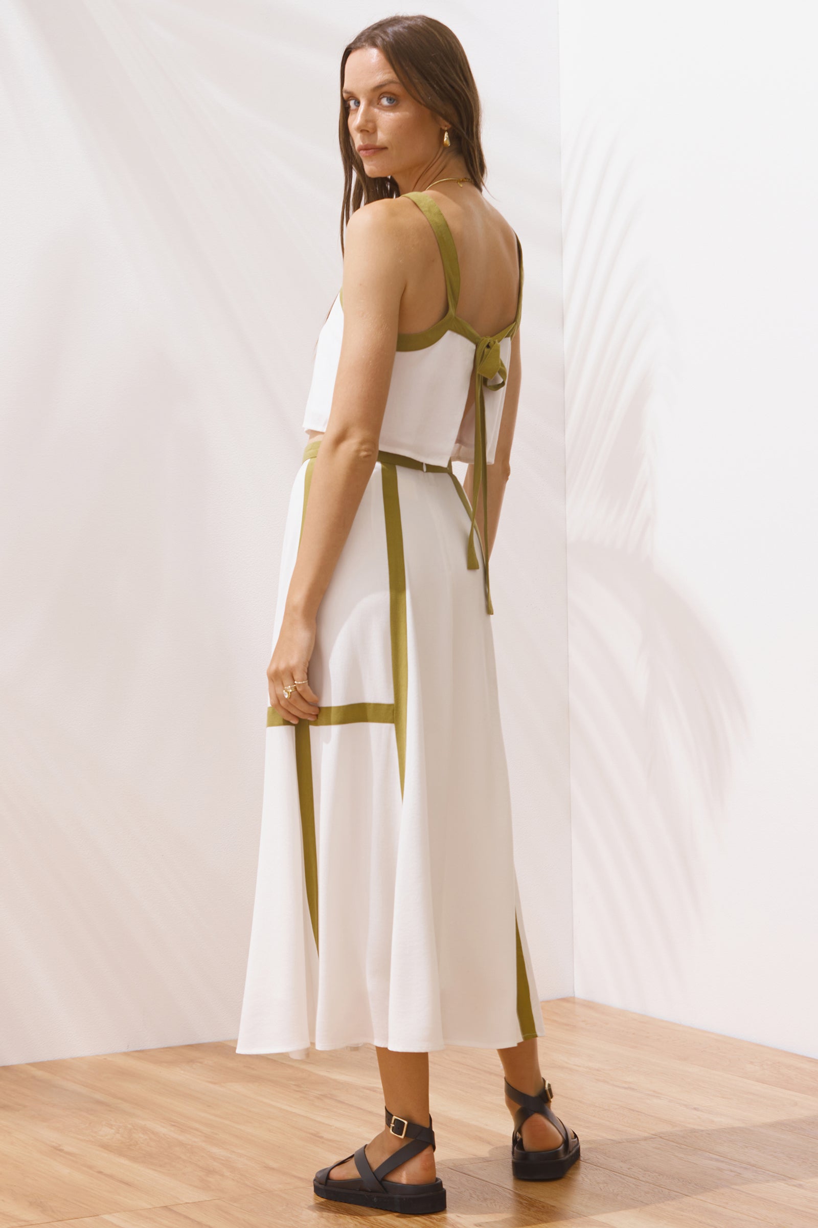 THE ESMEE TOP