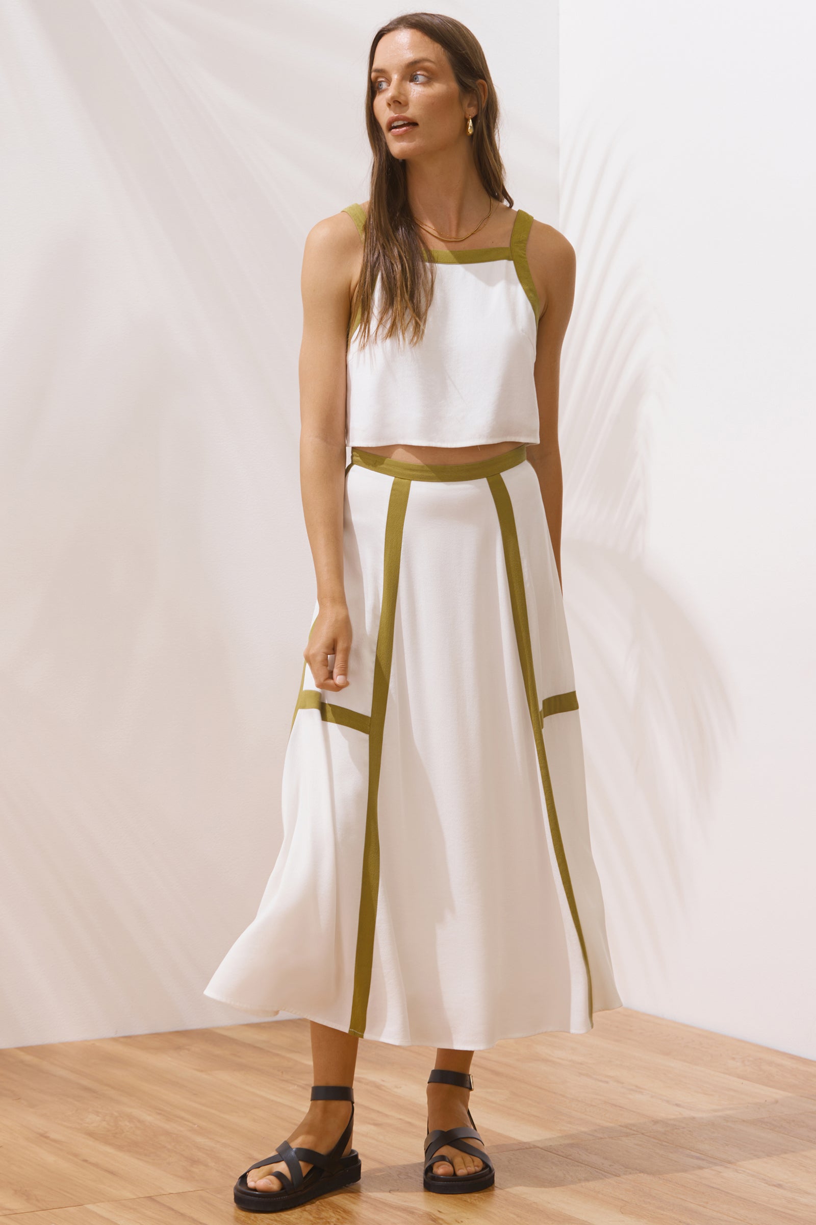 THE ESMEE TOP