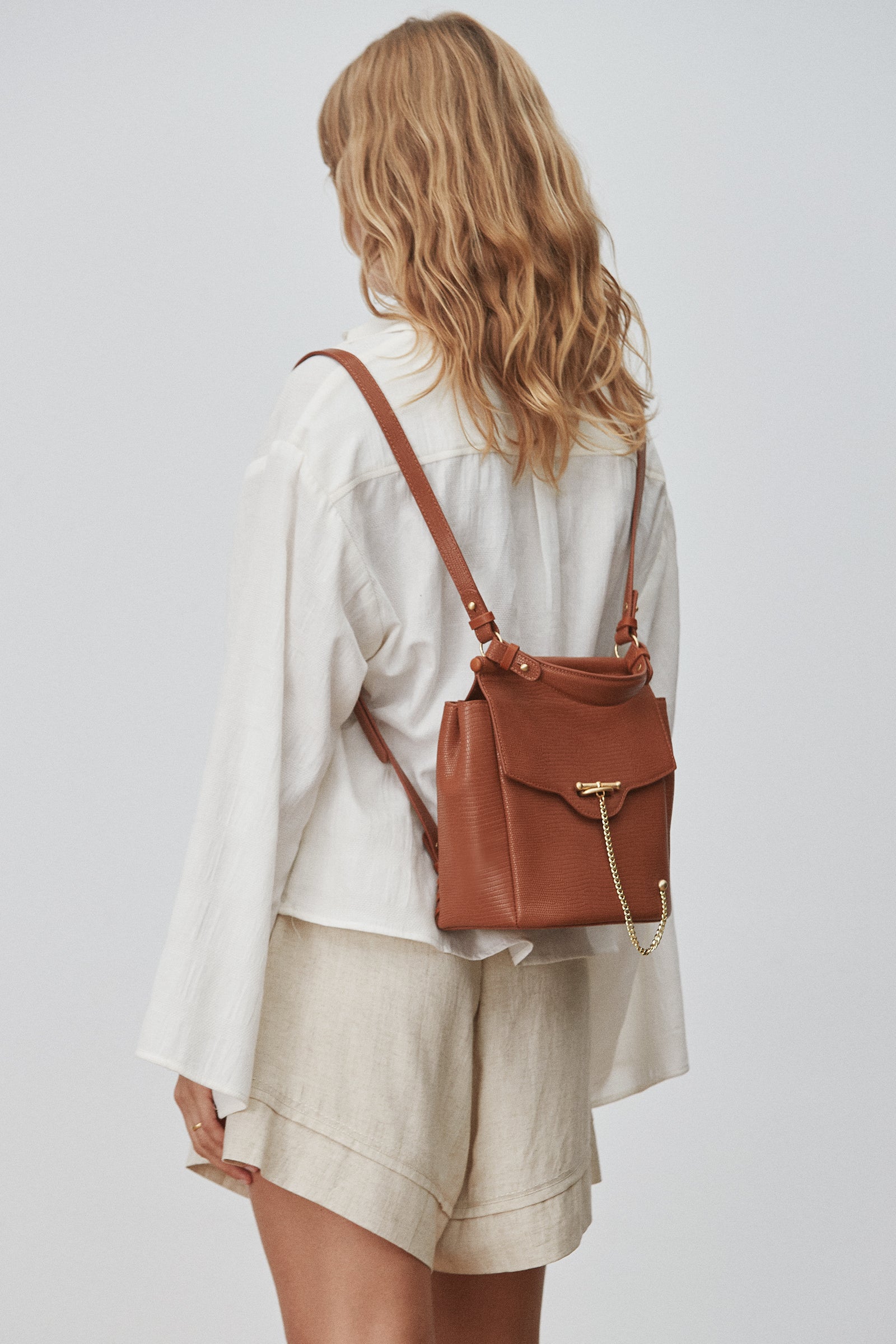 THE LAYLA BACKPACK / TOTE