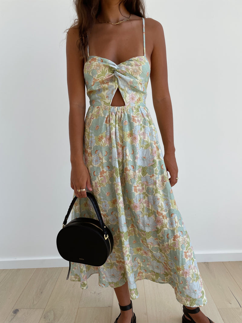 THE ALESSA DRESS