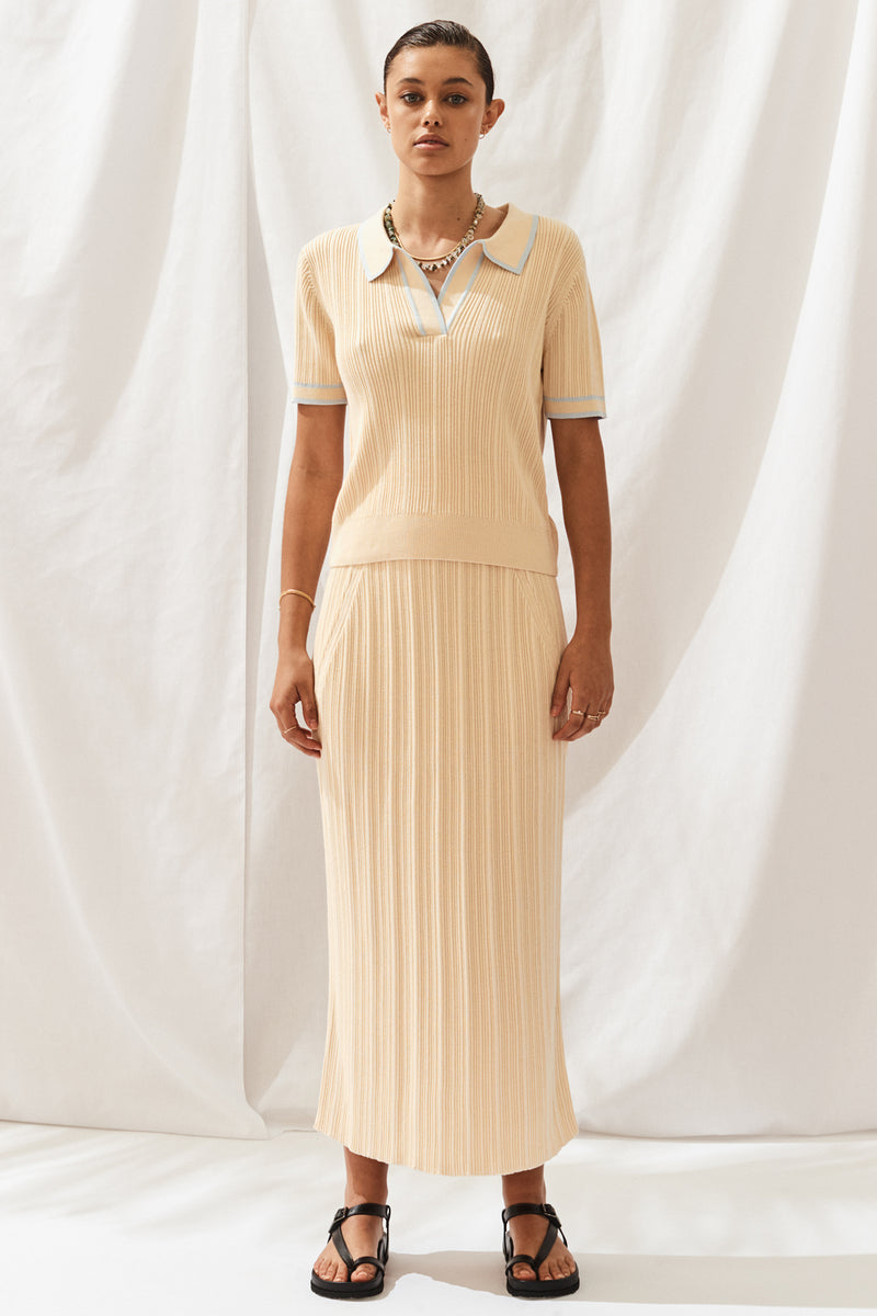 THE OTTANA TOP