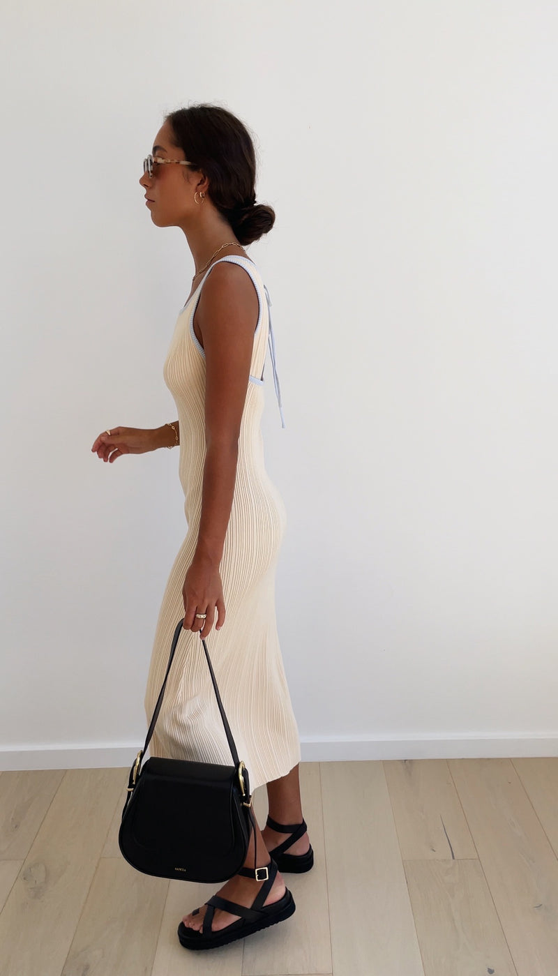 THE LINNARA DRESS