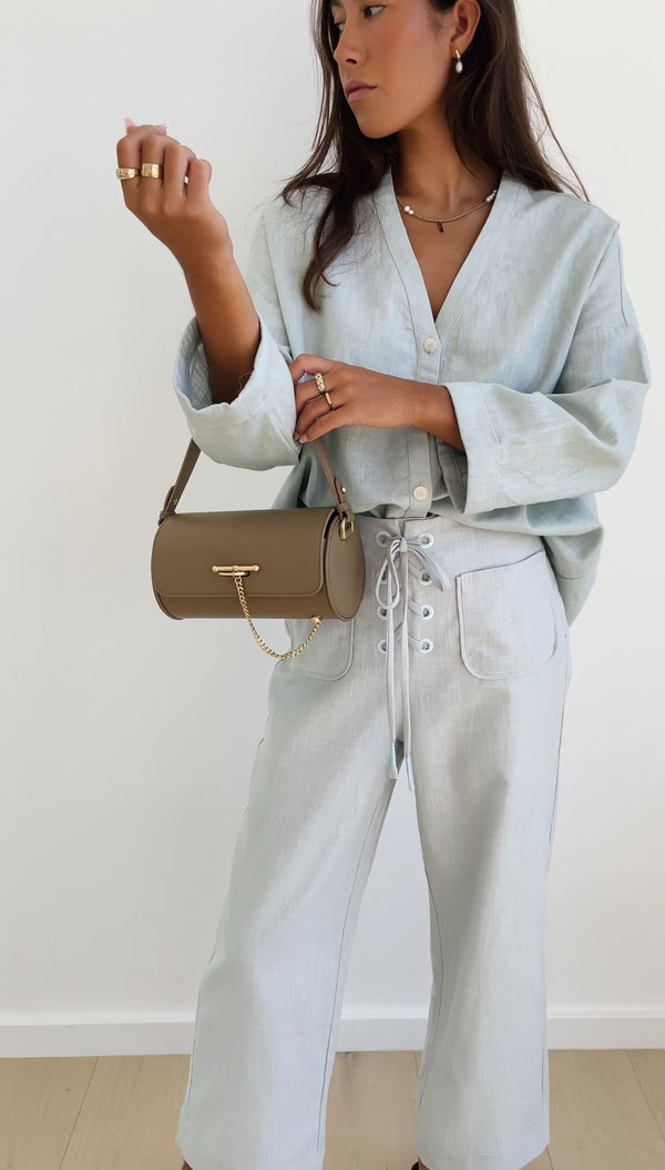 THE JULIANA BLOUSE